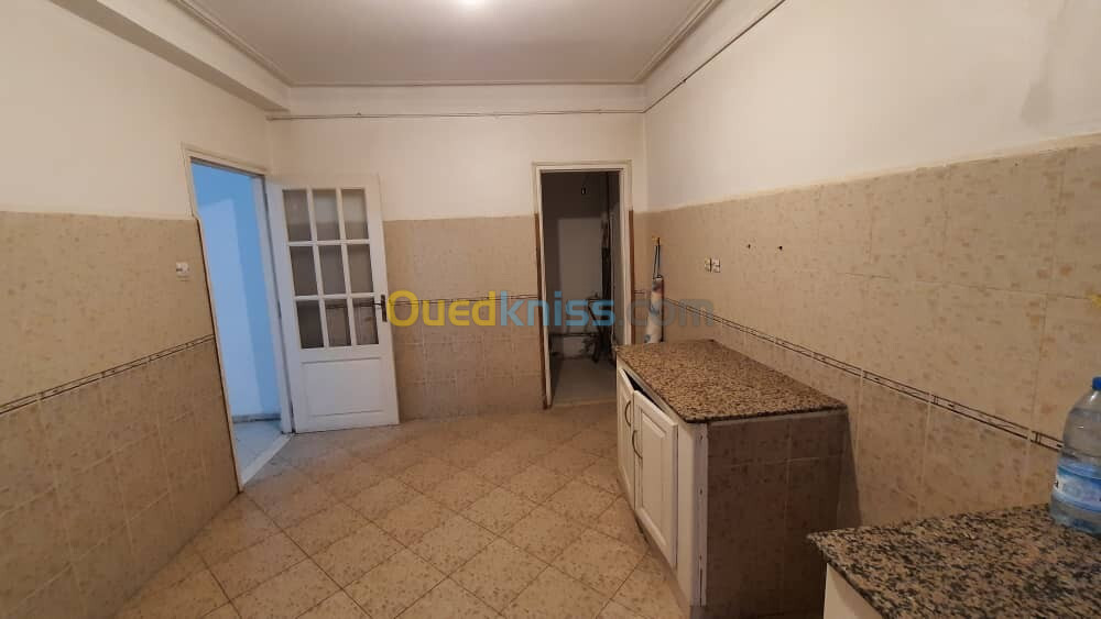 Location Niveau De Villa F4 Alger Ain naadja