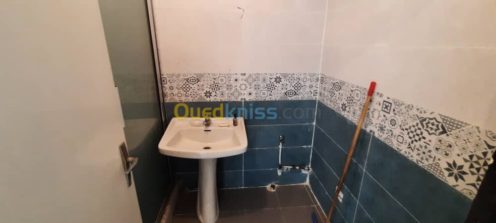 Location Appartement F4 Alger Ain naadja