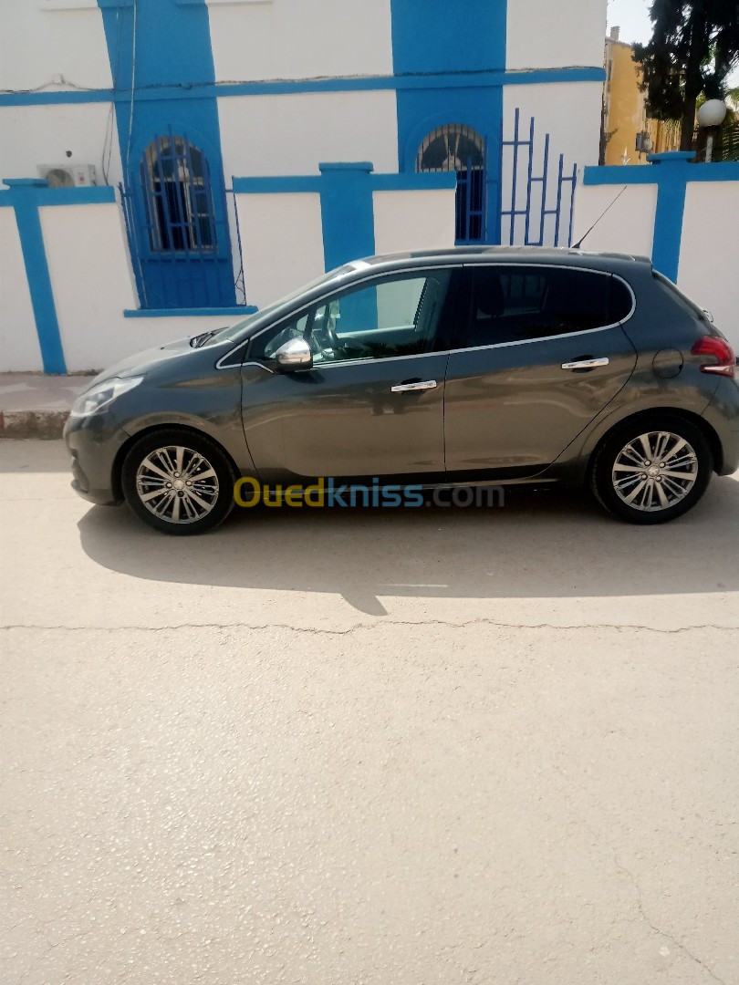 Peugeot 2008 2015 Allure