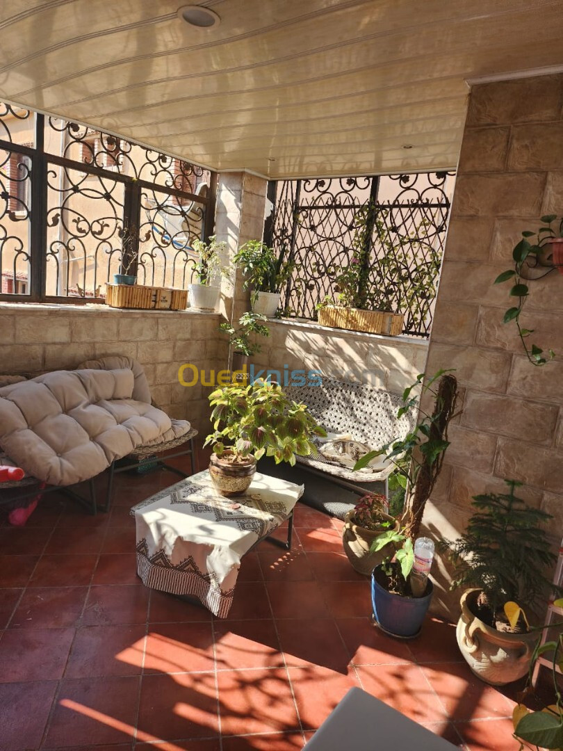 Vente Appartement F5 Alger Hussein dey