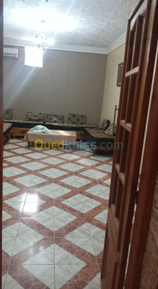 Vente Niveau De Villa F4 Aïn Témouchent Sidi safi