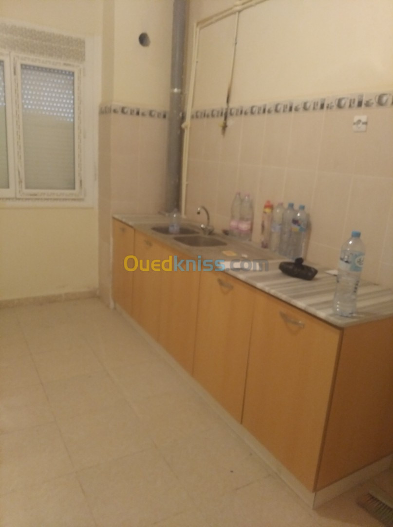 Location Appartement F3 Blida Bouinan