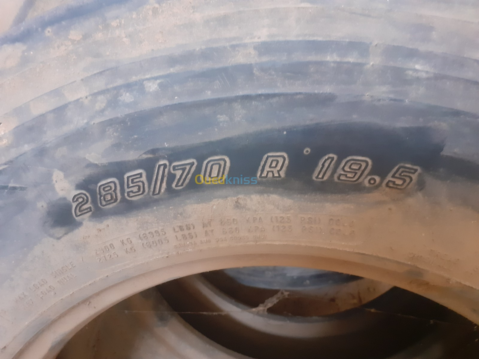 FIreston espagnol 285/70 R19.5 2020