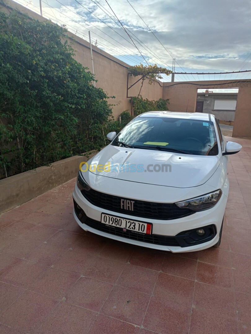 Fiat Tipo 2023 