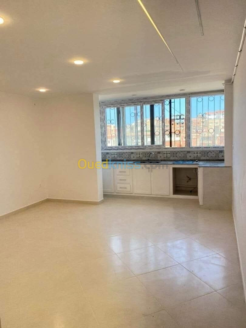 Vente Appartement F2 Alger Bordj el kiffan