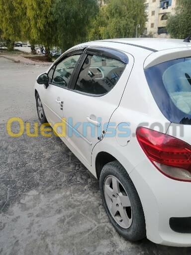 Peugeot 207 2013 +207