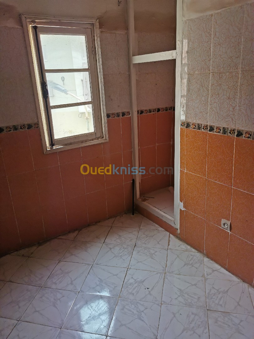 Location Appartement F3 Relizane Relizane