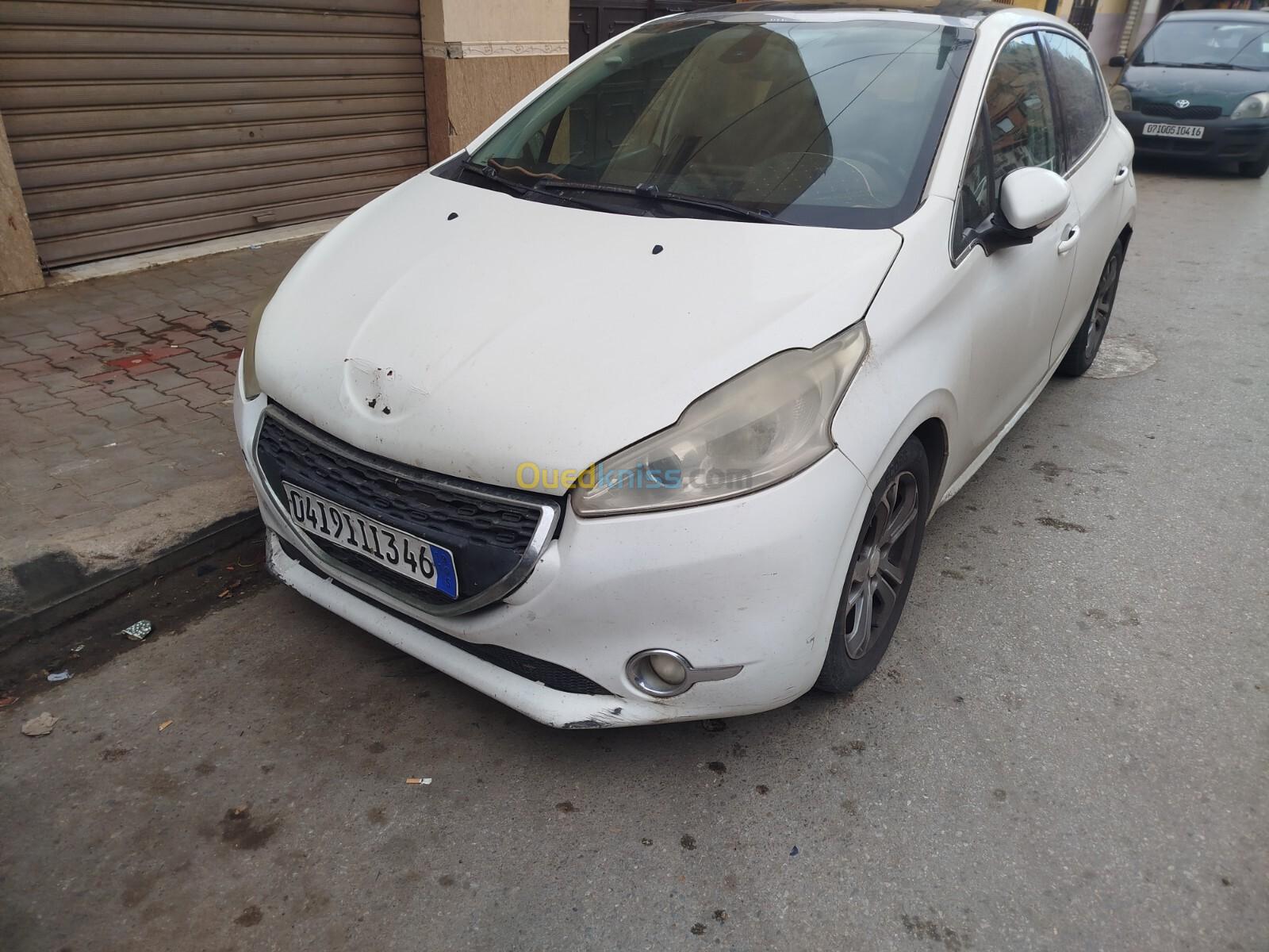 Peugeot 208 2013 Allure