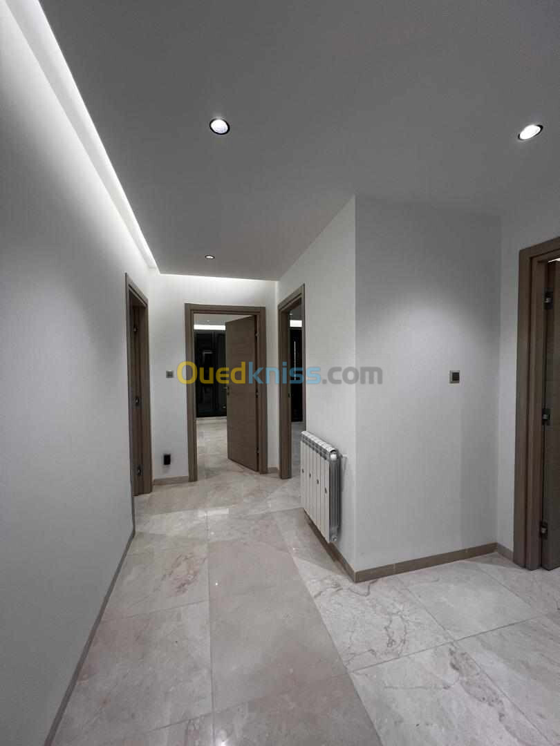 Vente Appartement F3 Alger Bordj el bahri