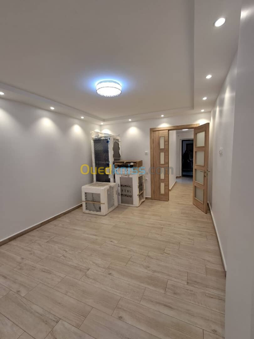 Vente Appartement F3 Alger Bordj el kiffan