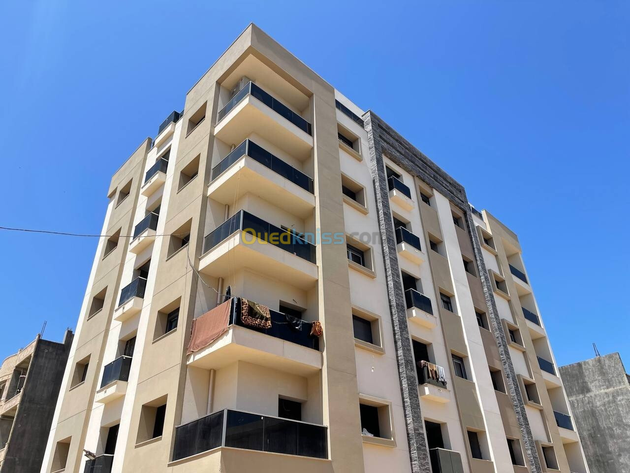 Vente Appartement F5 Alger Bordj el bahri