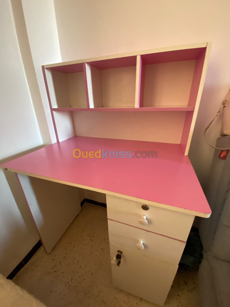 Bureau pour enfants ou adolescents 