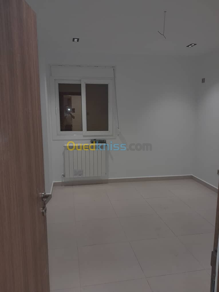 Vente Appartement F4 Jijel Jijel