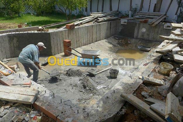 CONSTRUCTION ET NETTOYAGE DE PISCINE