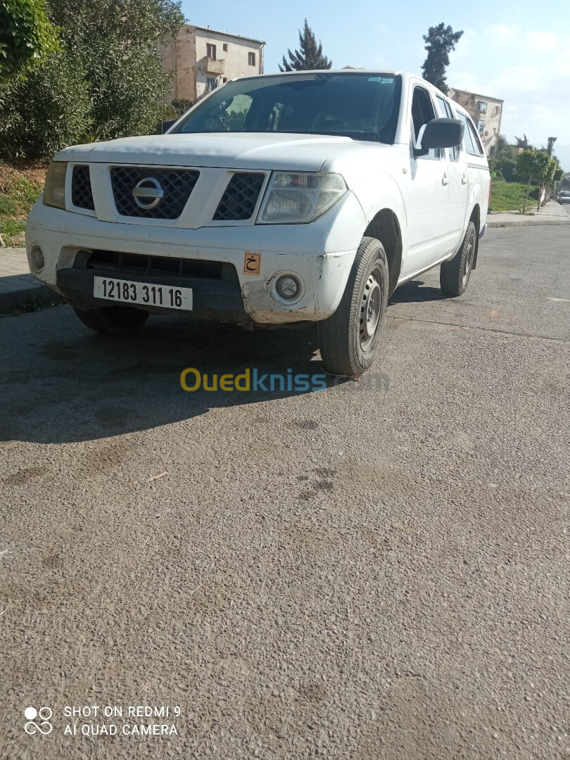 Nissan Navara 2011 Elegance 4x4