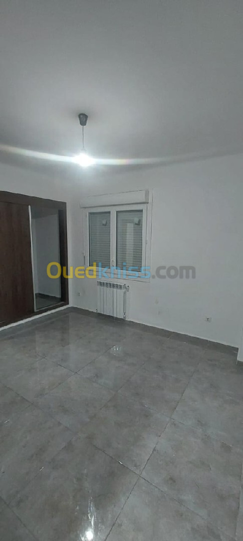 Location Appartement F4 Alger Bab ezzouar