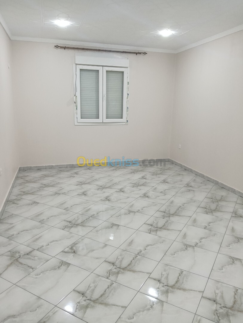 Location Appartement F2 Alger Les eucalyptus