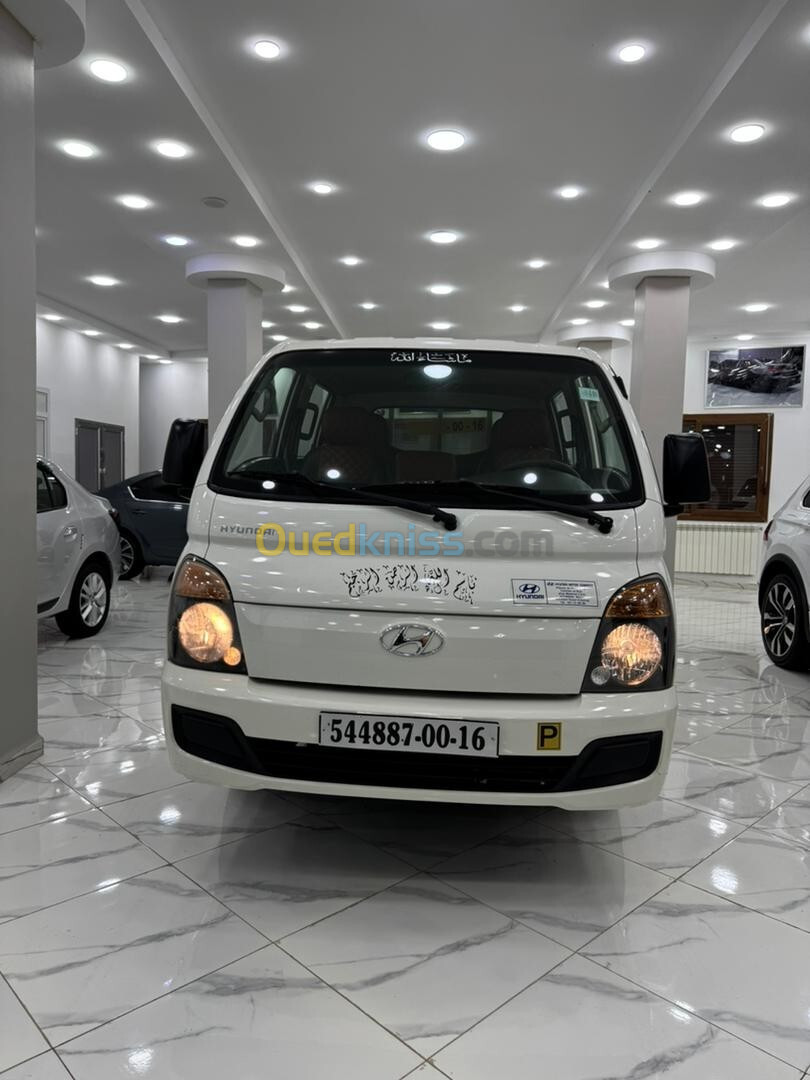 H100 Hyundai h100 2014