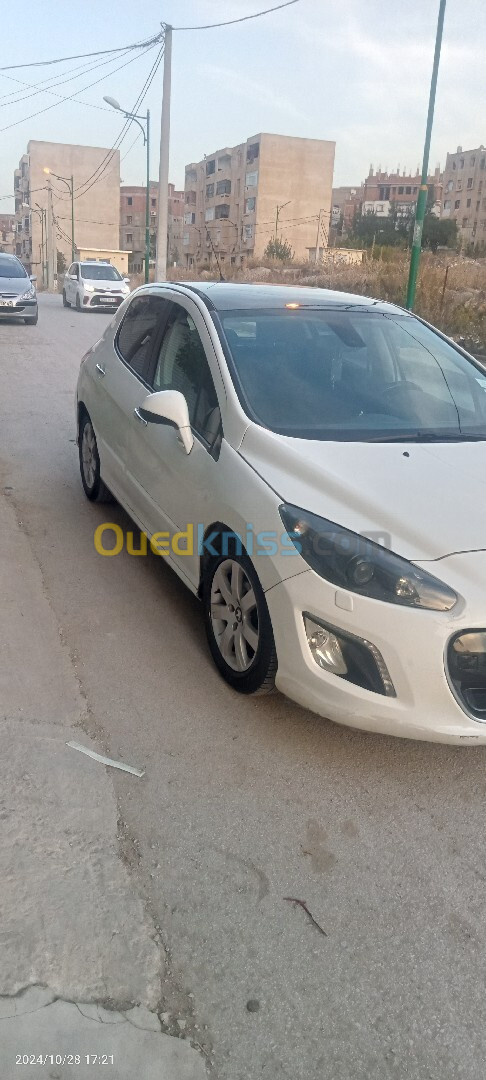 Peugeot 308 2012 Alleur