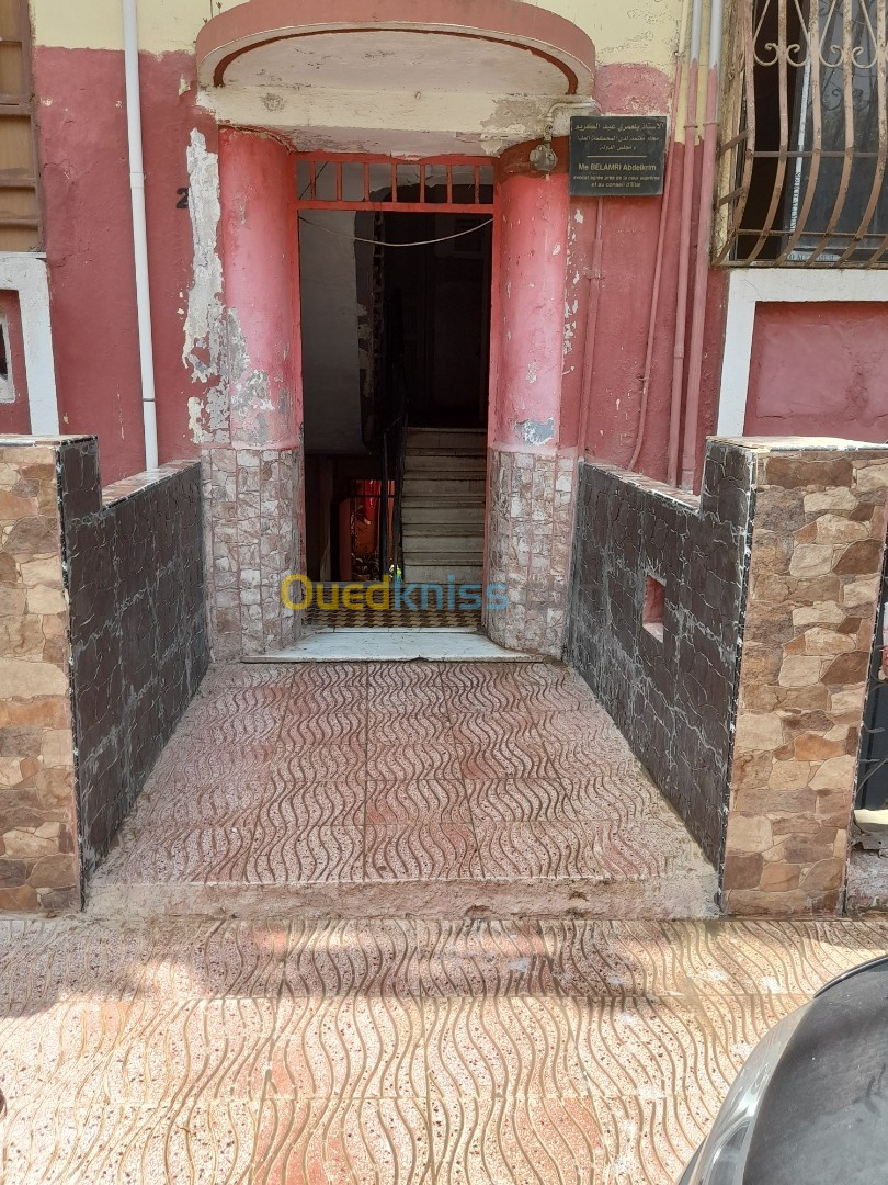 Location Appartement F4 Alger El harrach