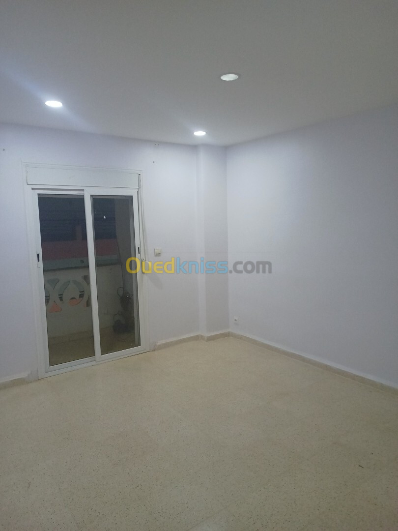 Location Appartement F2 Alger El achour