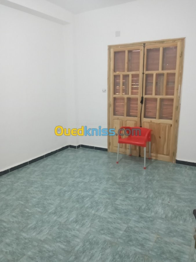 Vente Appartement F4 Skikda Ramdane djamel