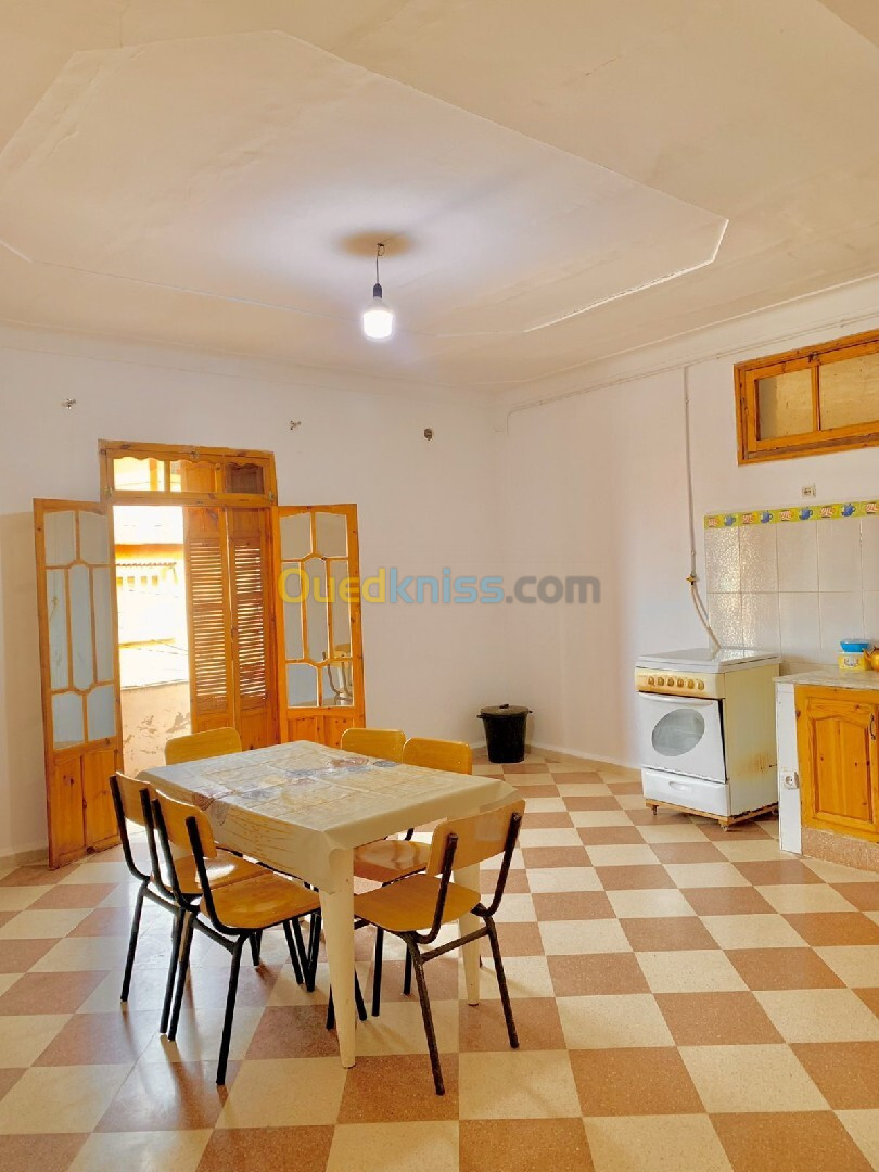 Location Niveau De Villa F5 Tipaza Tipaza