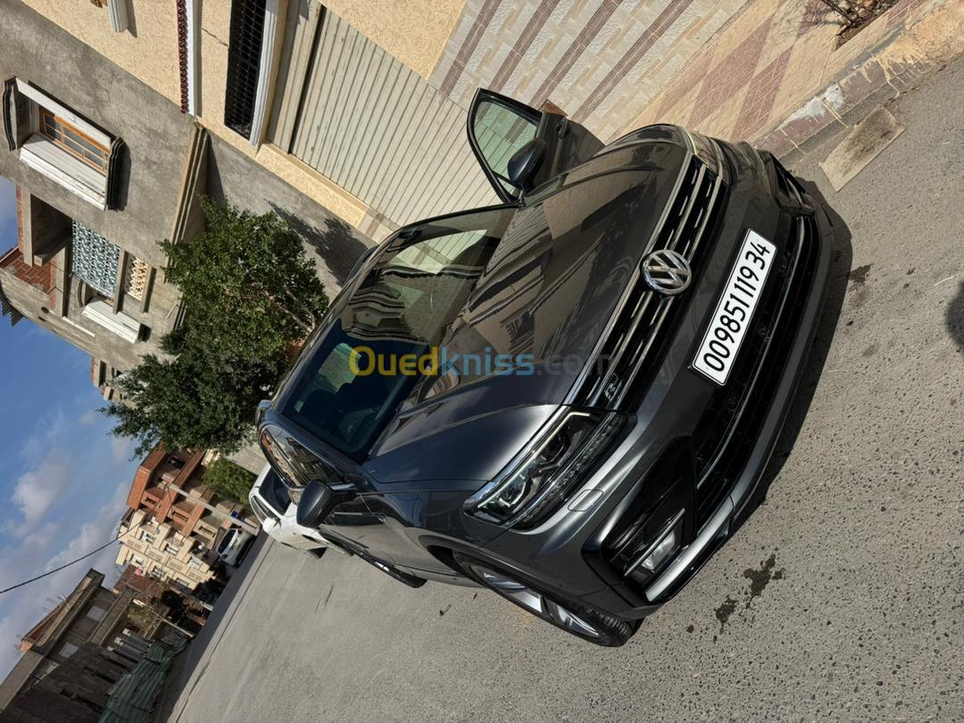 Volkswagen Tiguan 2019 R Line