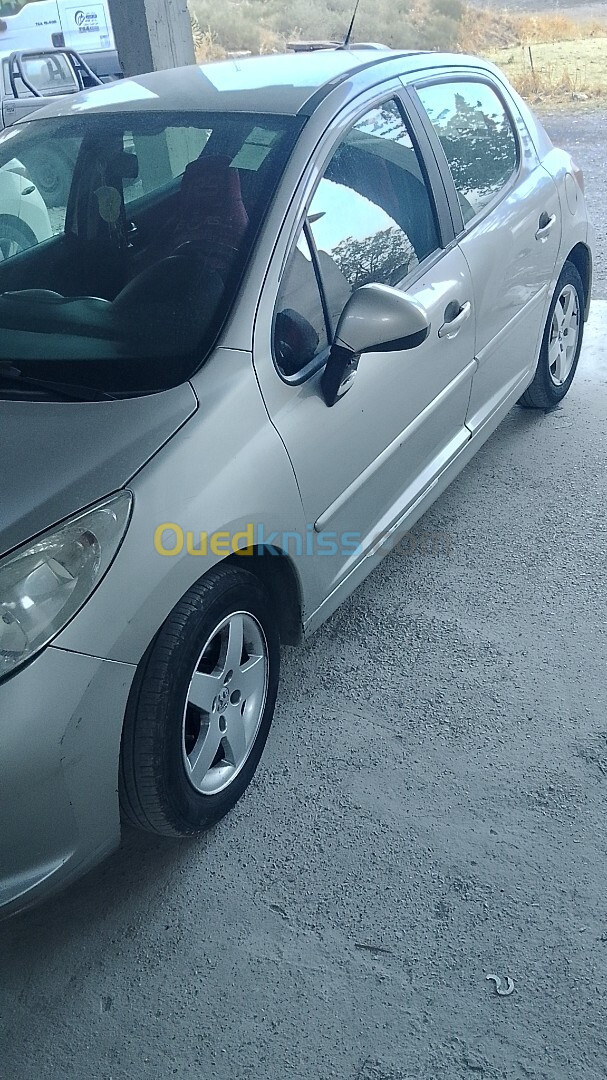 Peugeot 207 2008 Premium