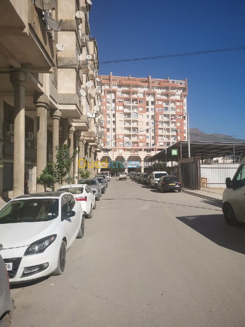 Location Appartement F4 Béjaïa Bejaia