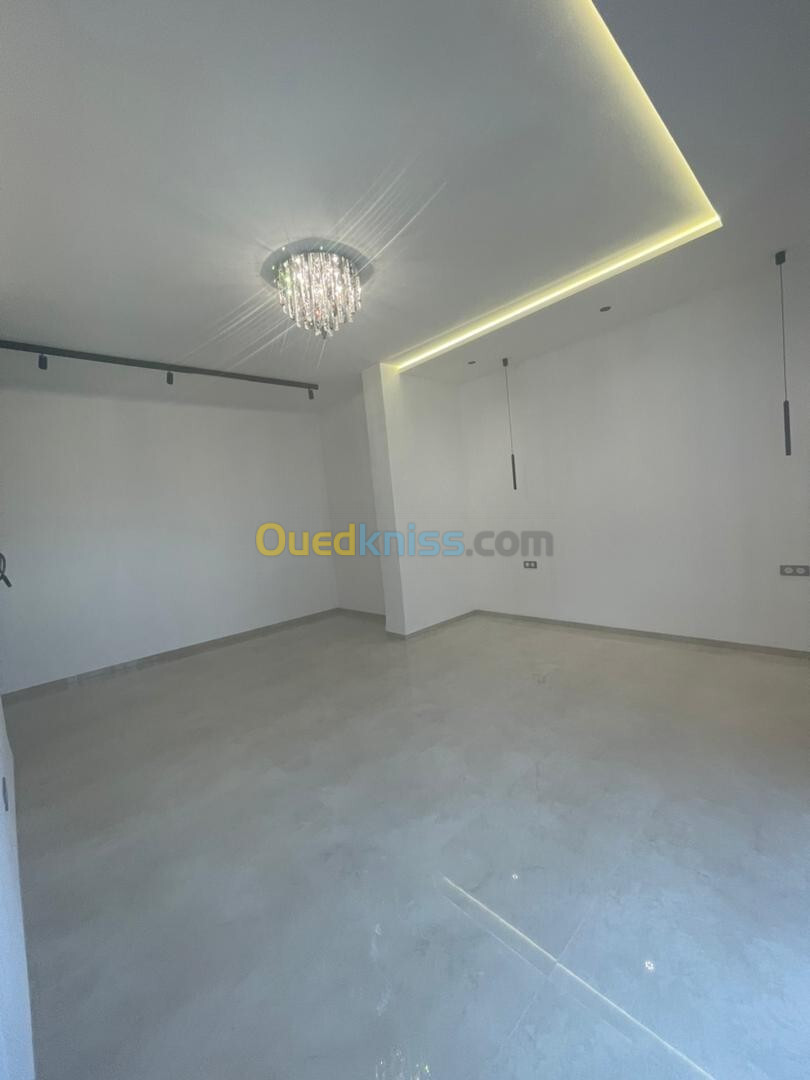 Location Appartement F5 Alger Hydra