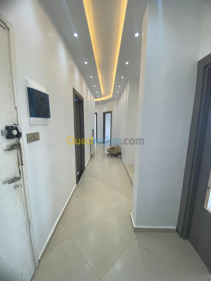 Vente Appartement F5 Alger Alger centre