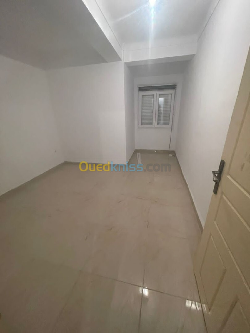 Location Appartement F3 Alger Ben aknoun