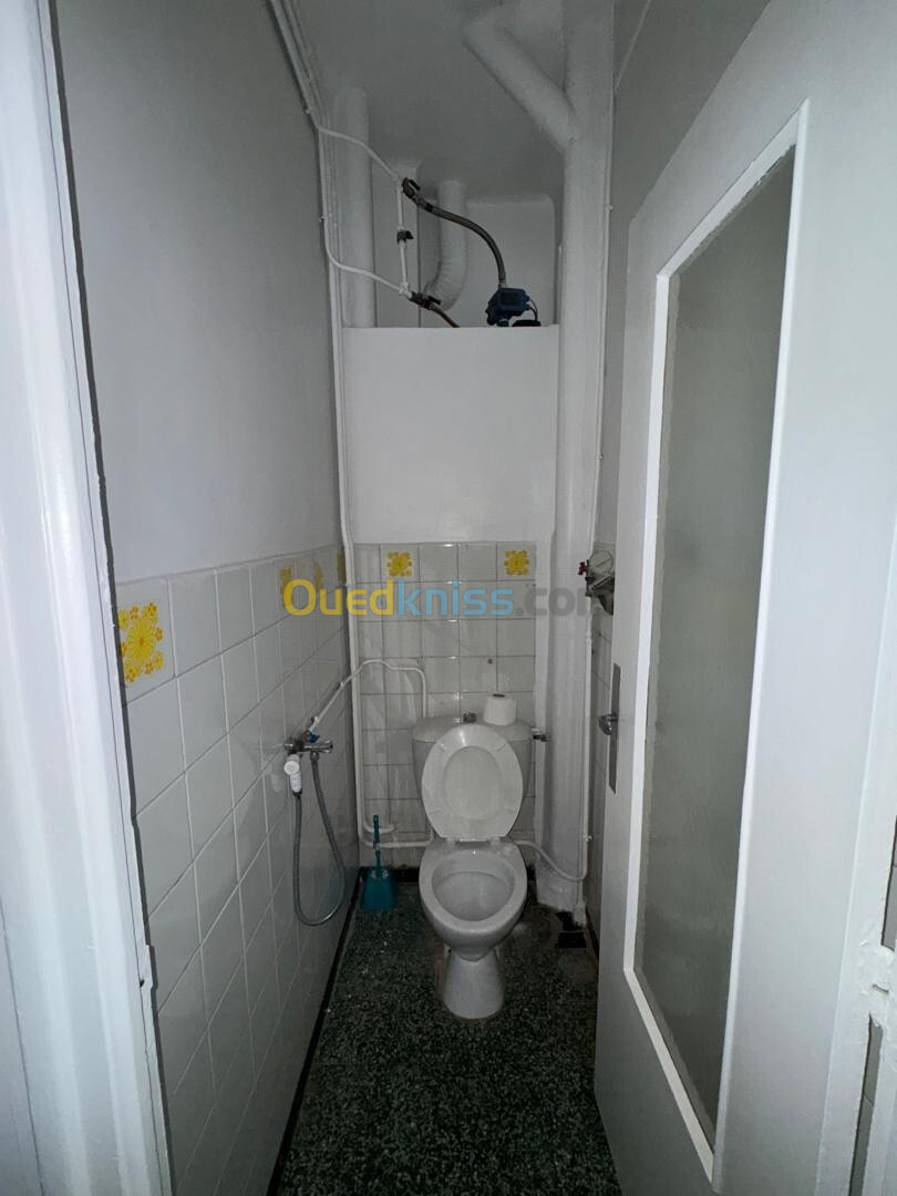 Location Appartement F03 Alger Kouba