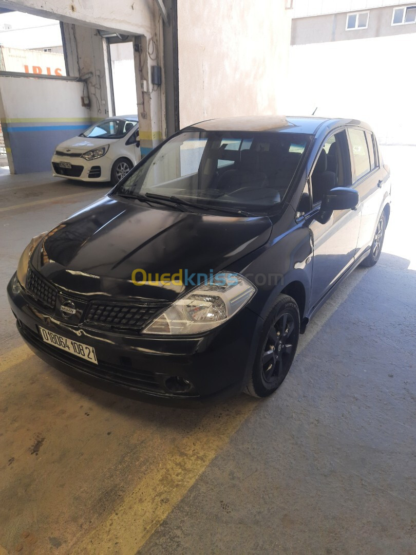 Nissan Tiida 5 portes 2008 