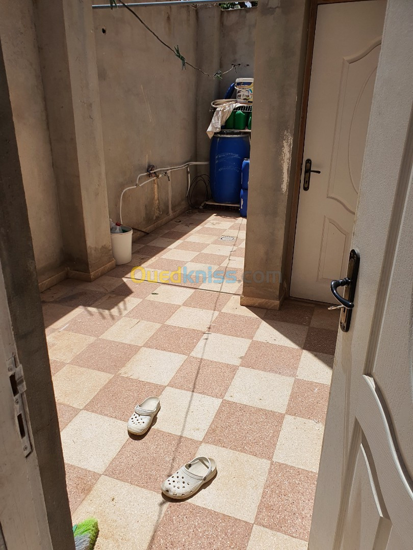 Location Niveau De Villa F4 Alger Douera