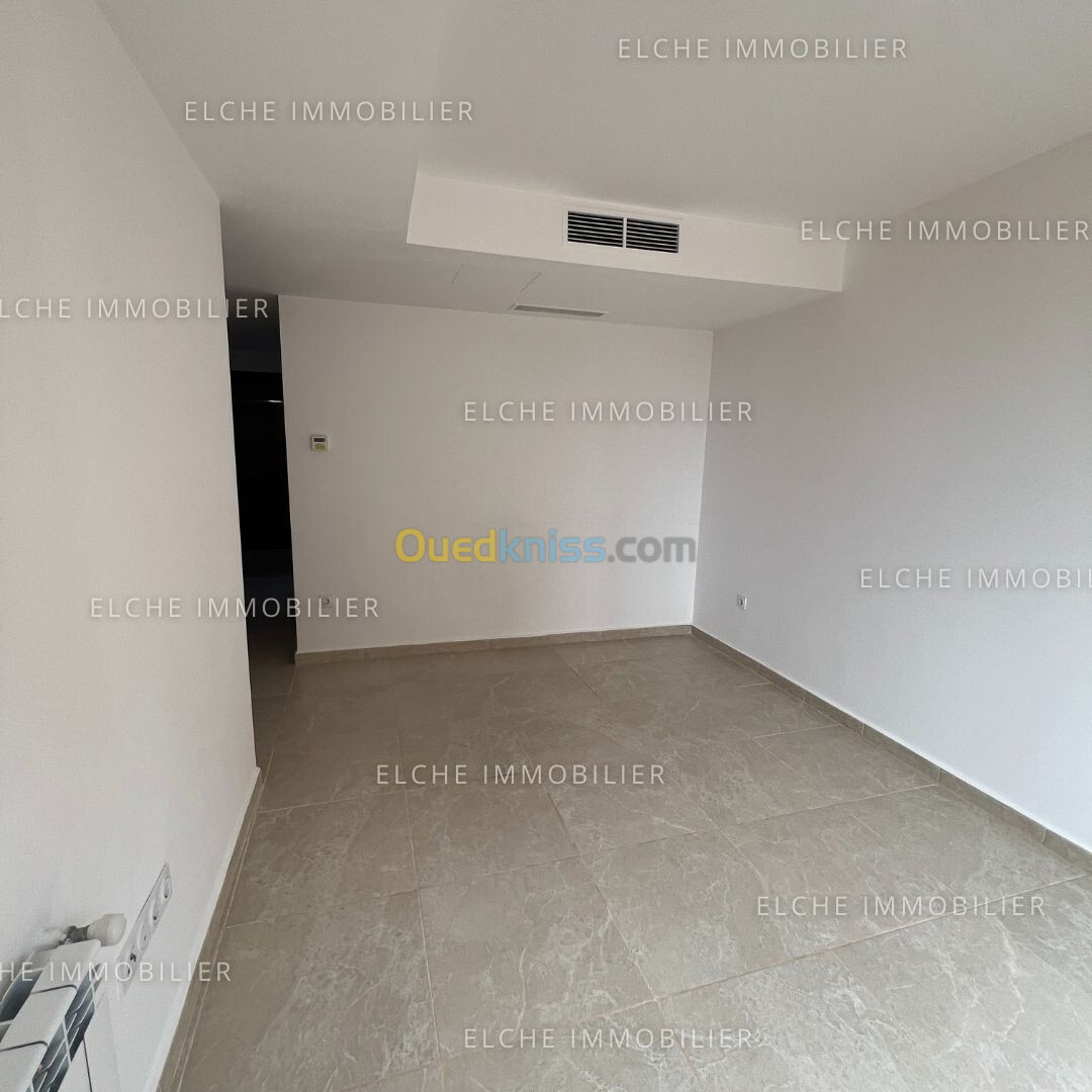 Location Appartement F5 Oran Bir el djir