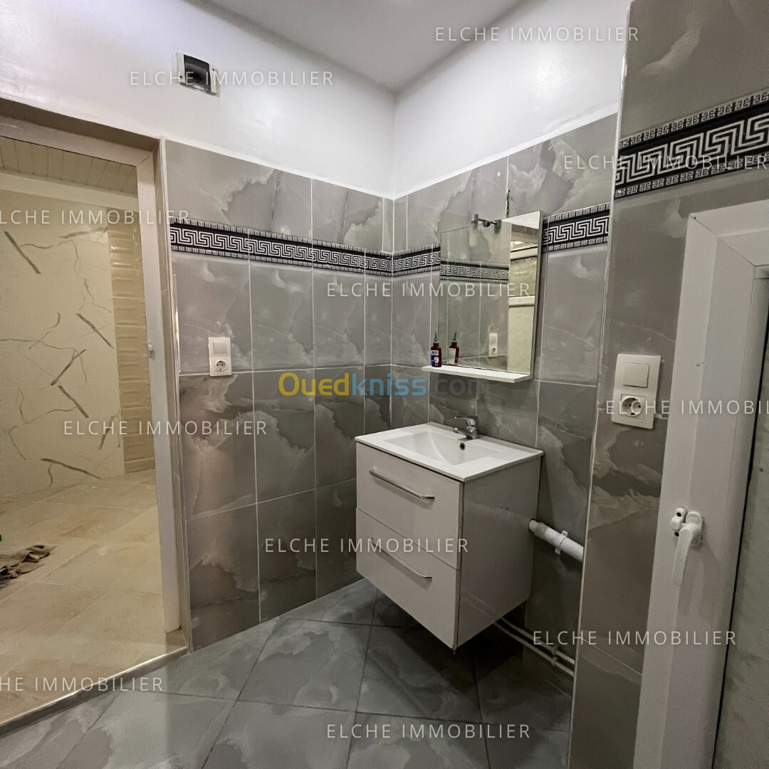 Vente Appartement F2 Oran Ain el turck