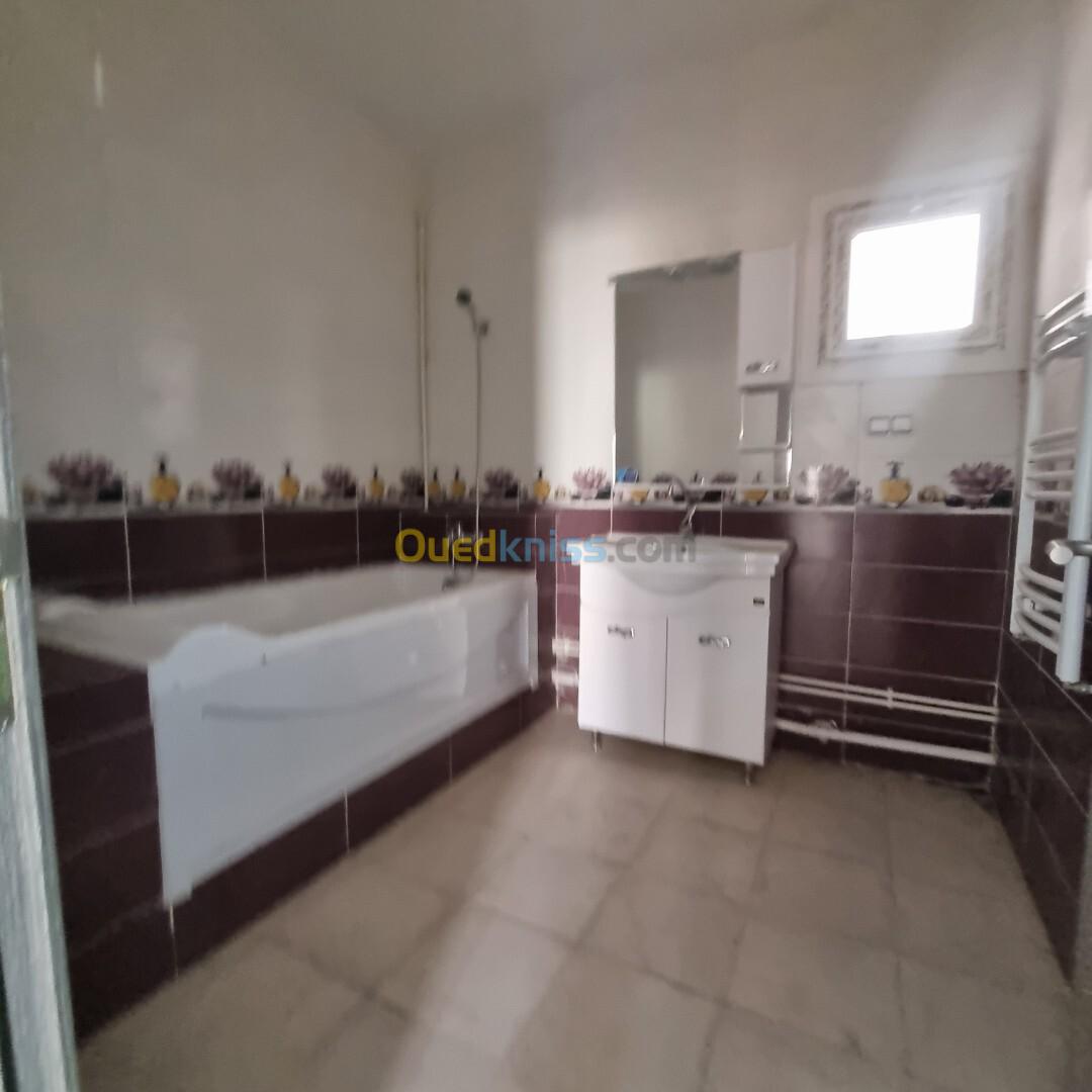 Location Appartement F4 Oran Oran