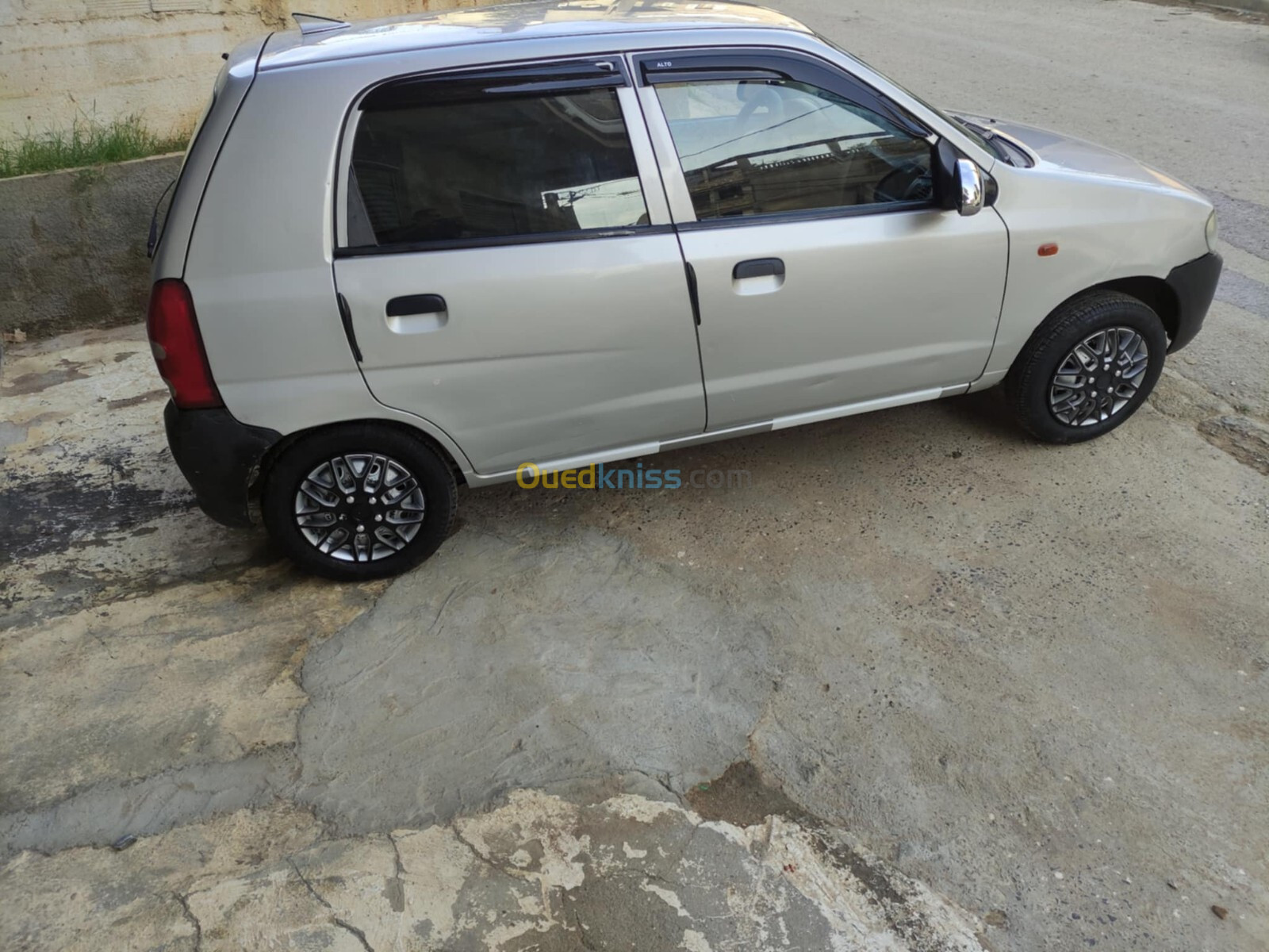 Suzuki Alto 2012 STD AC