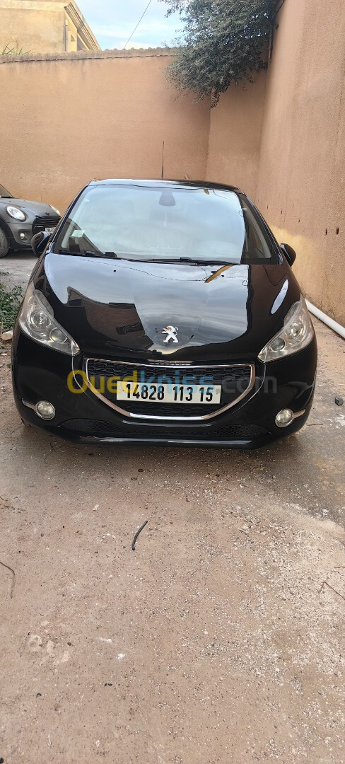 Peugeot 208 2013 Allure