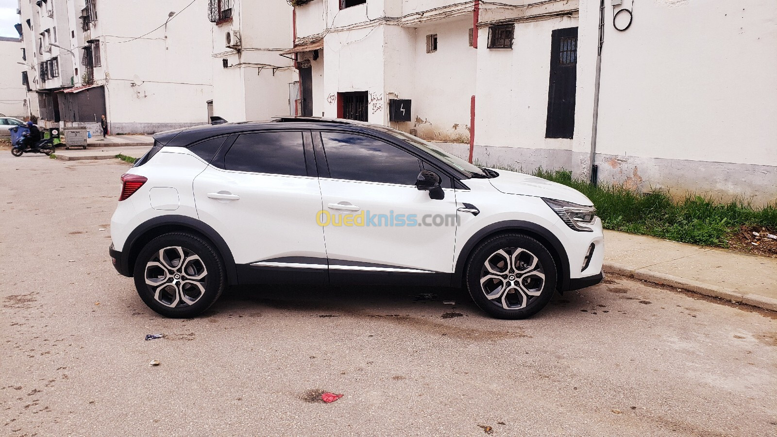 Renault CAPTUR LUX PLUS 2023 Captur lux plus