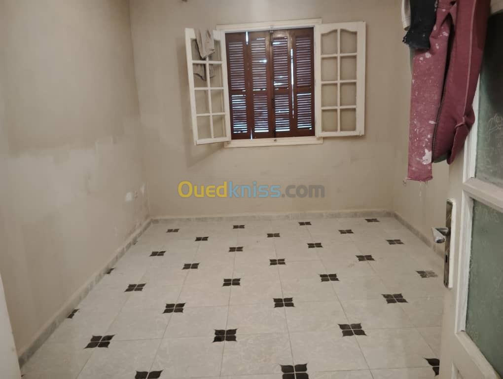 Location Niveau De Villa F2 Alger Rais hamidou