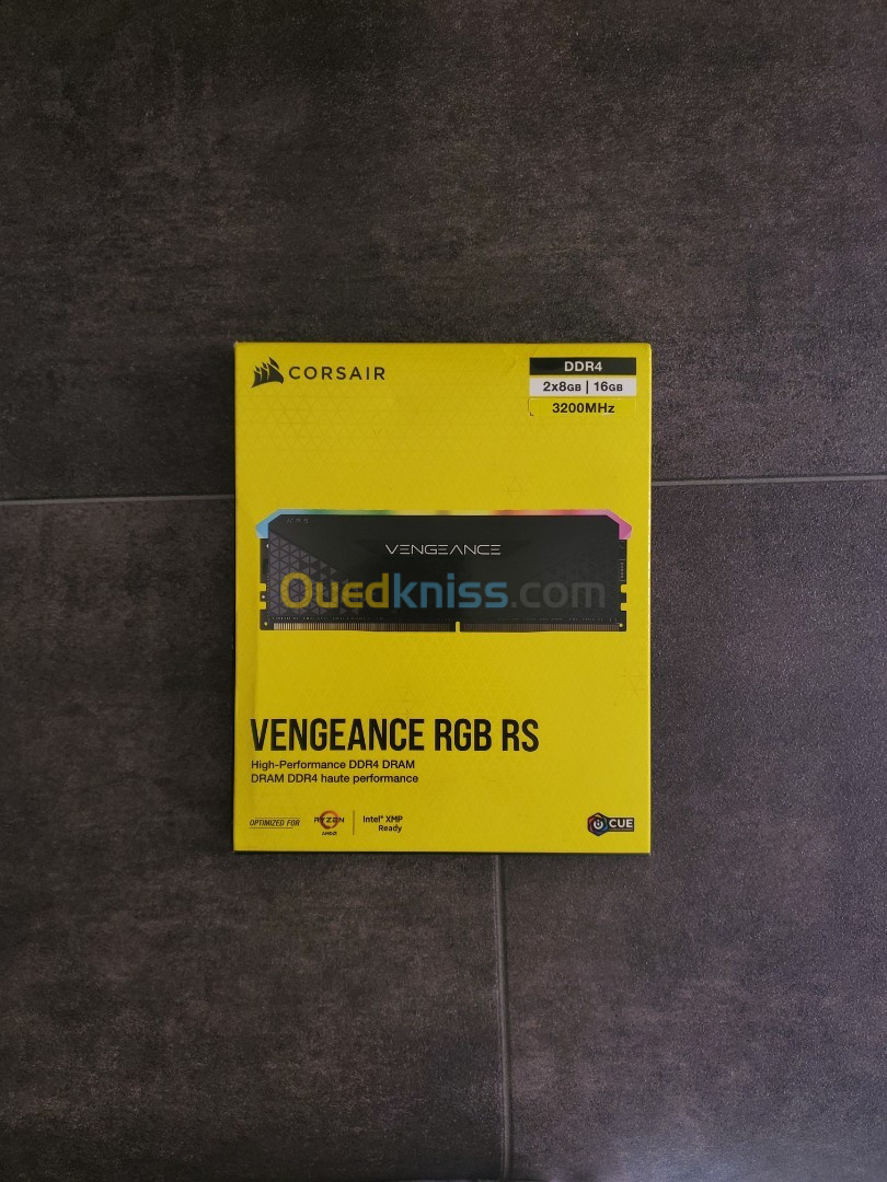 Corsair Vengeance RGB RS 16GB DDR4 3200Mhz RAM KIT (8Gx2)