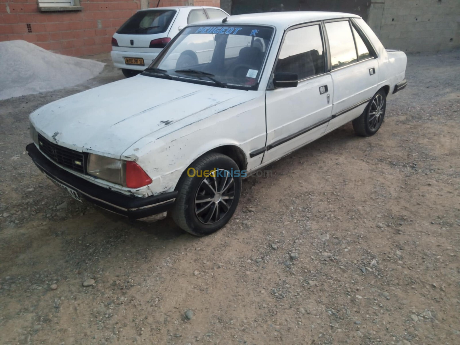 Peugeot 305 1986 305