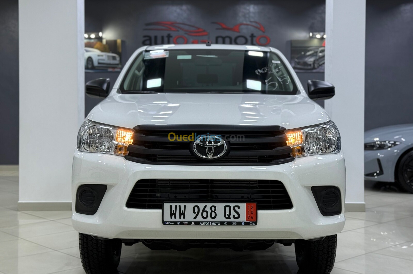 Toyota HILUX 4x4 BVM6 2024 ( SANS AD BLEU D ORIGINE )