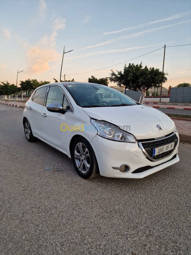 Peugeot 208 2013 Allure