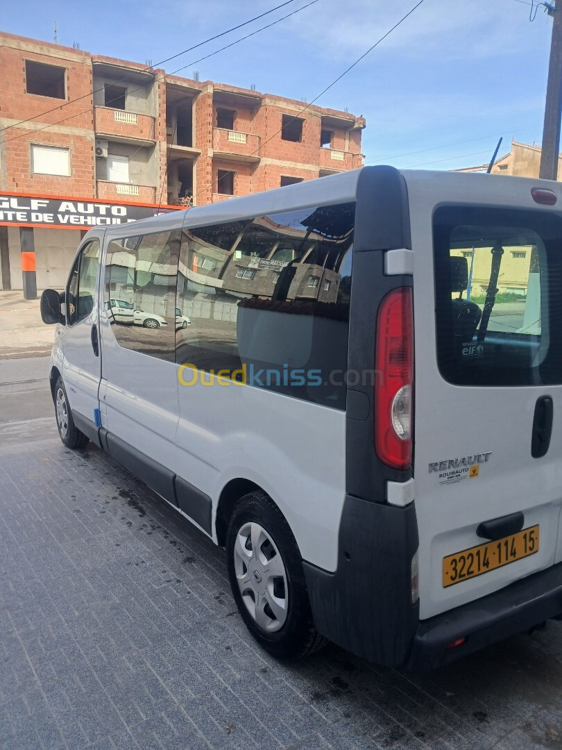 Renault Trafic 2014 Passenger