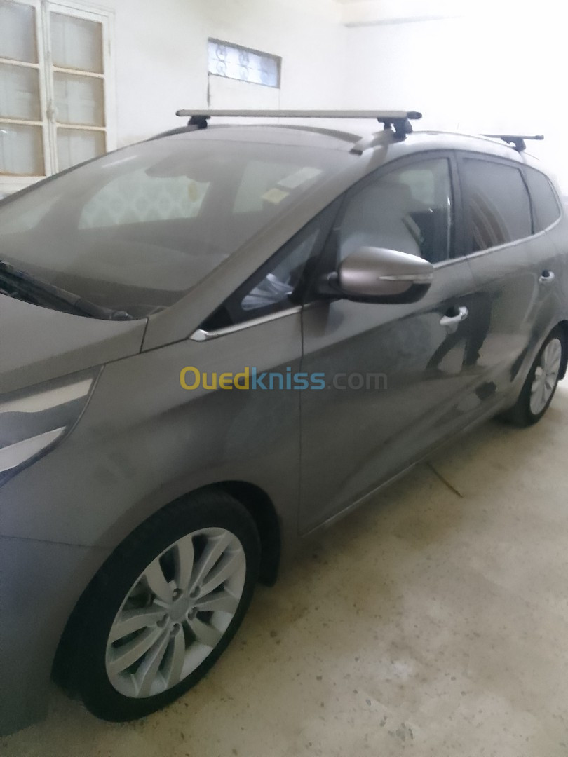 Kia Carens 2015 Premium