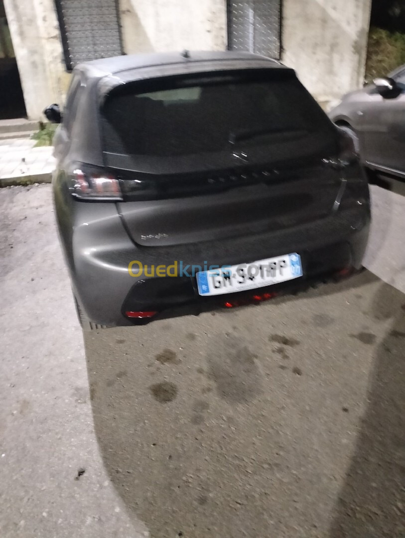 Peugeot 208 2022 Allure